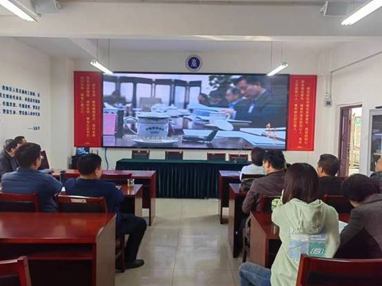 //news.gangjiao.org/__local/5/E2/3D/95DAC0D58311AACA8E46DEE569D_307815F5_C76D.jpg